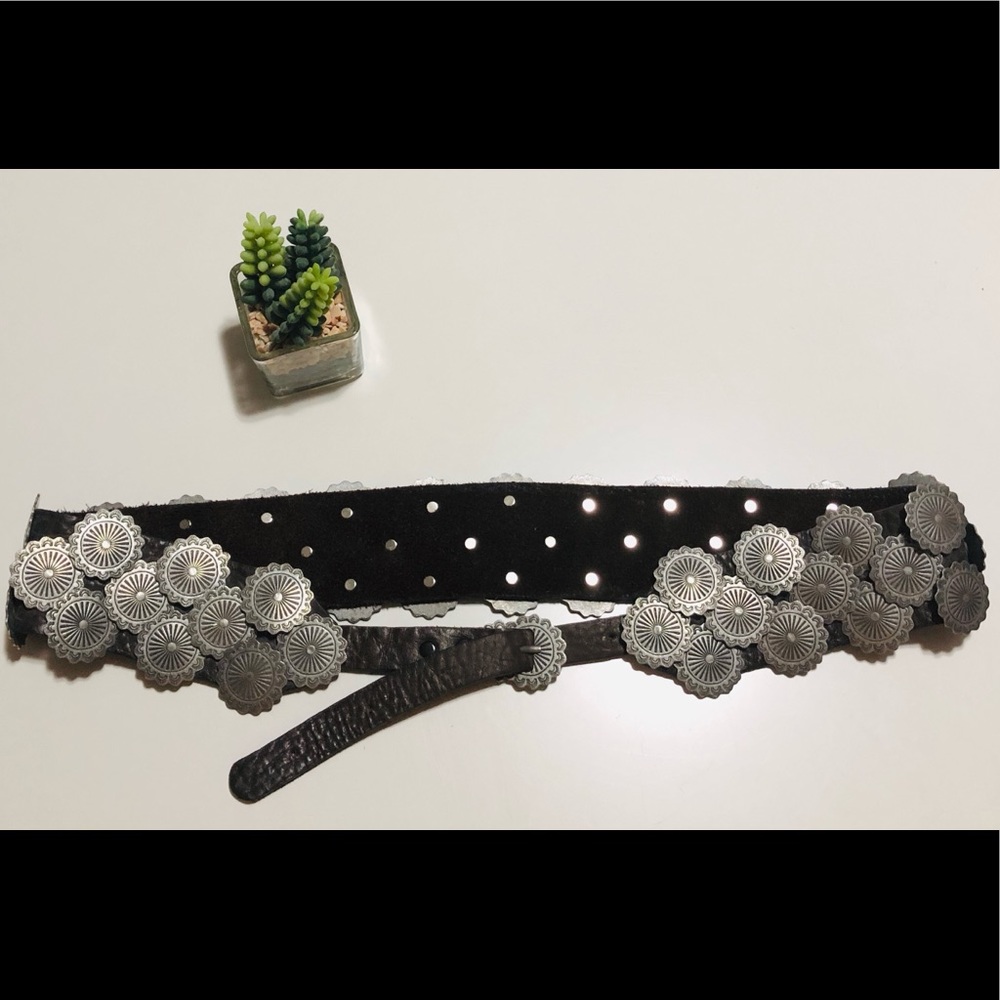 Western Conch Belt in Dark Brown Leather - Sz M/L